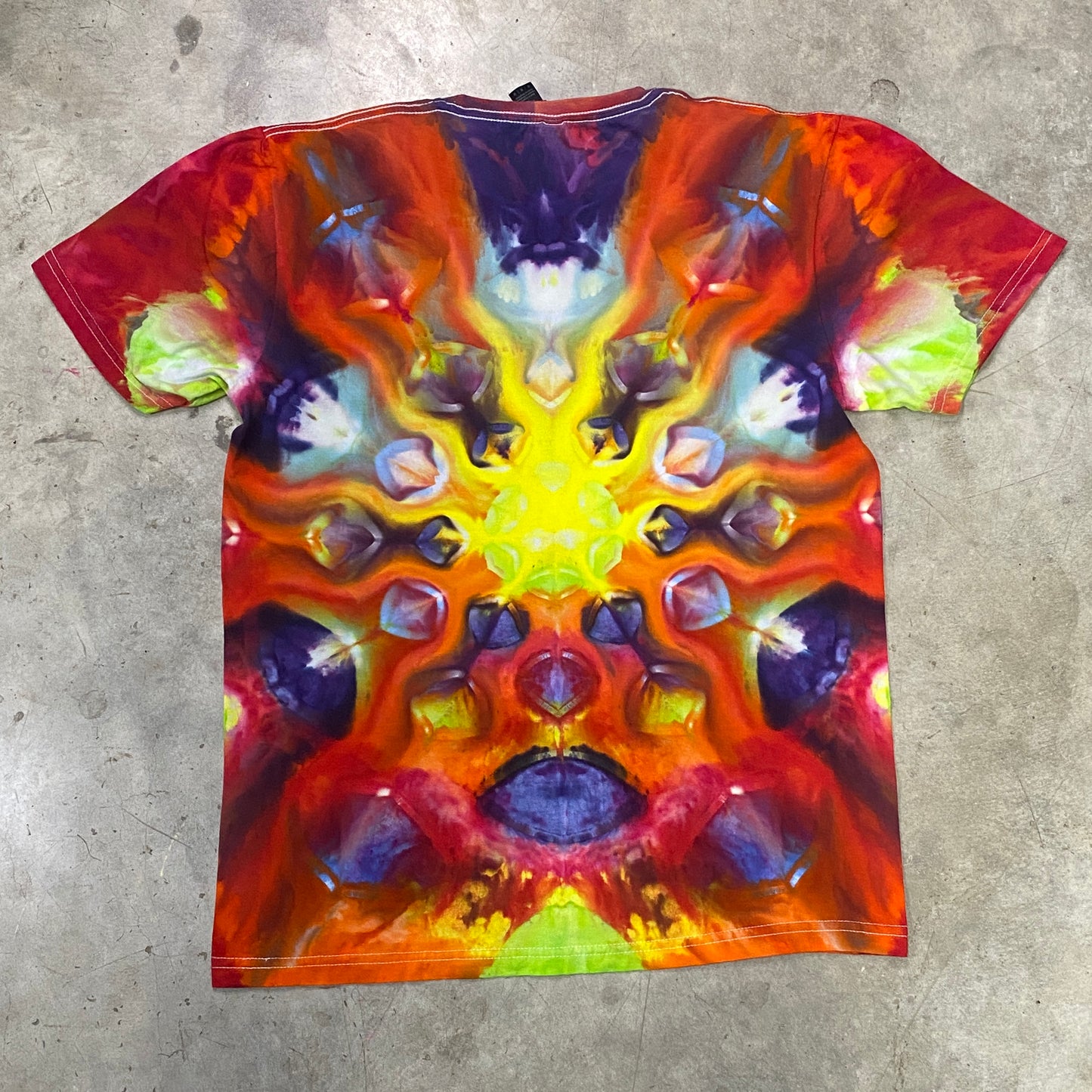 Melted Mandala, Medium