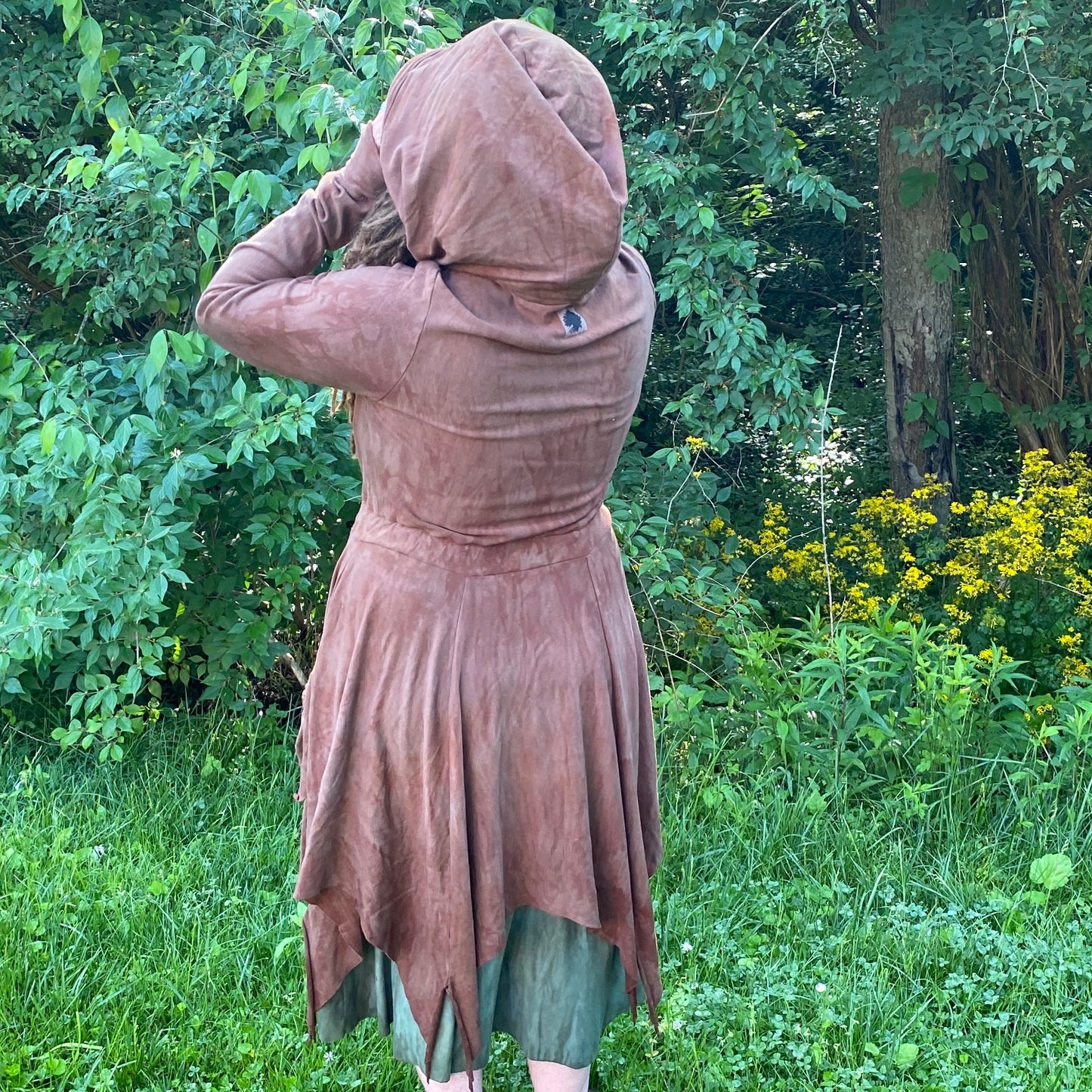 Blackthorn Robe in Mud